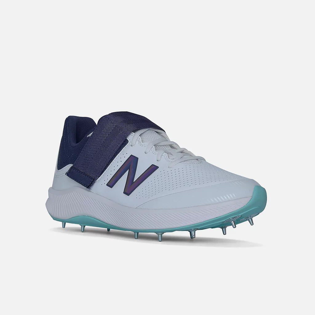 NEW BALANCE CK 4040 J5 CRICKET SHOES, SPIKES - Main Image