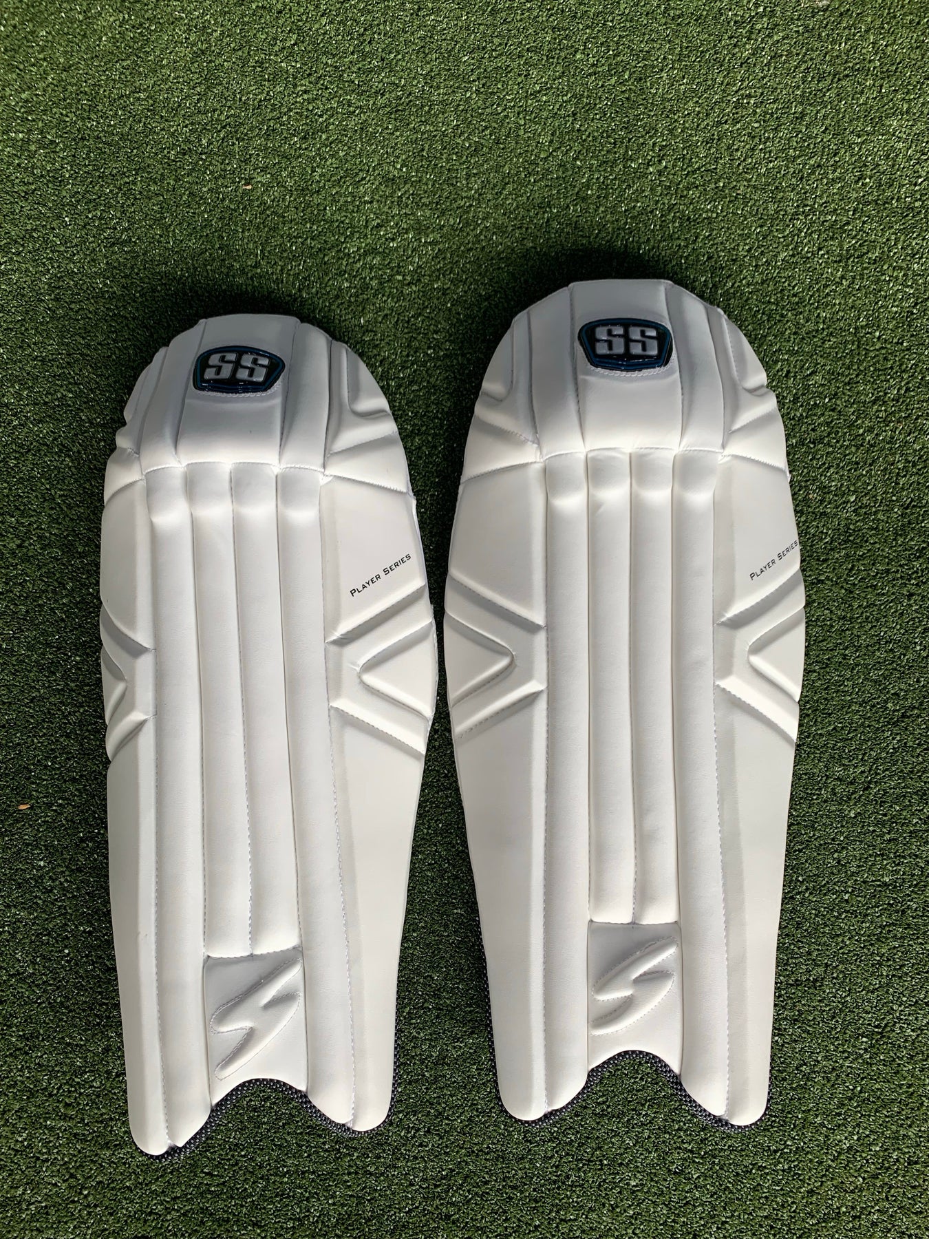 SS Ton Player Series Wicket Keeping Pads brewingcricketsingapore
